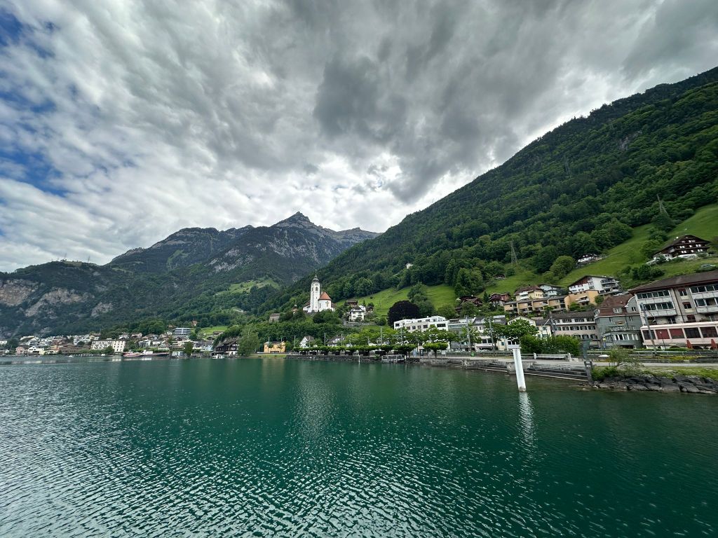 Ze Švýcarska do Česka na&nbsp;kole